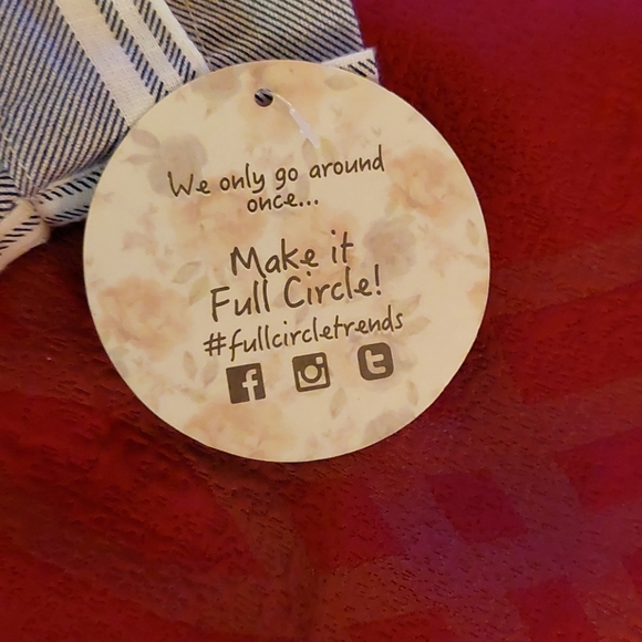 Shorts - Picture 3 of 6